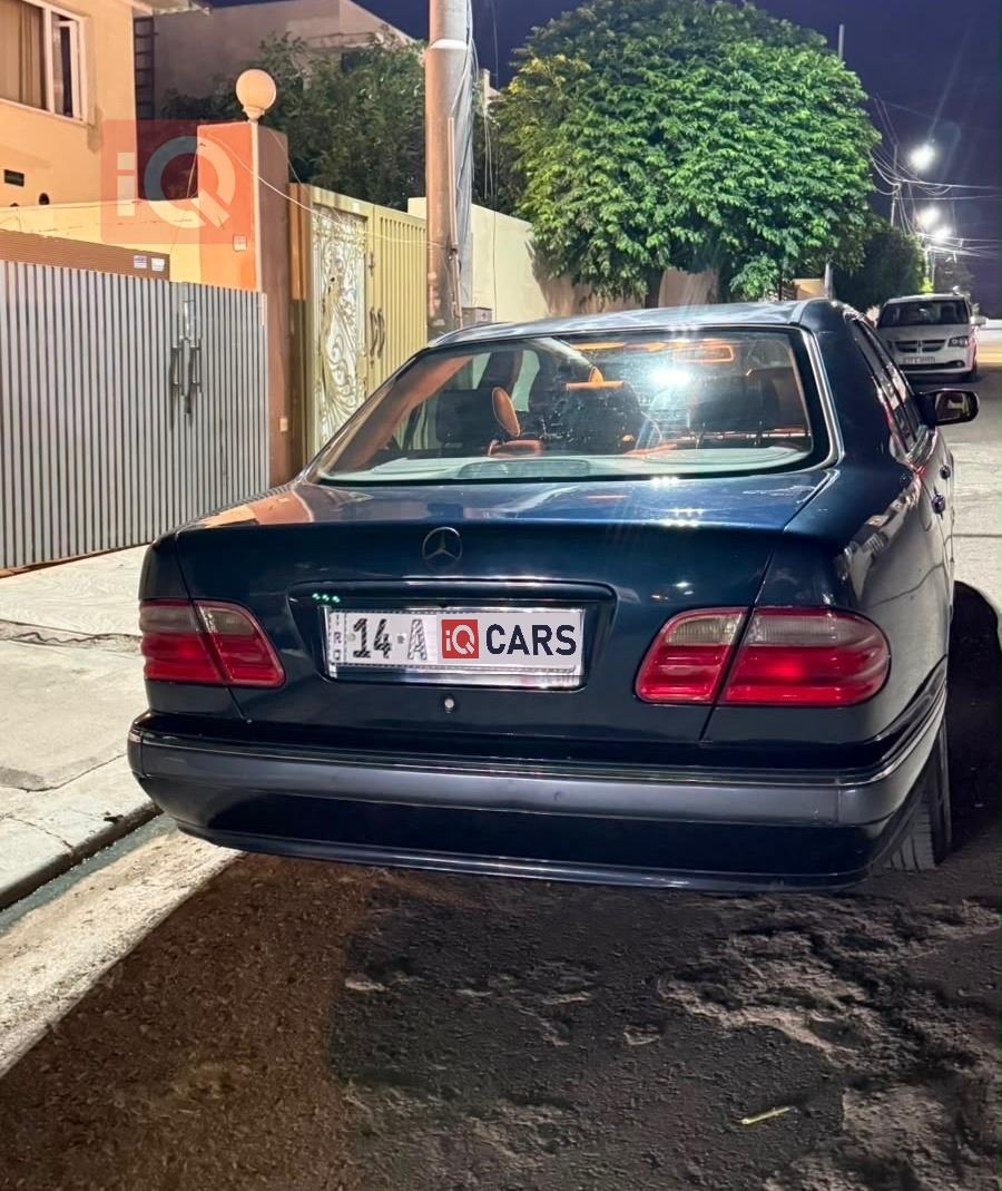 مرسيدس بنز E-Class